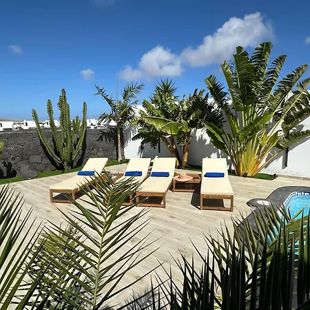 - Heated Pool, Aircon